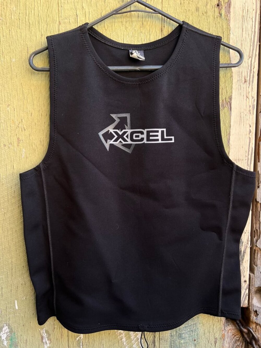 XCEL Men Black Neoprene Rashguard Wetsuit Vest Sleeveless Size 3XL